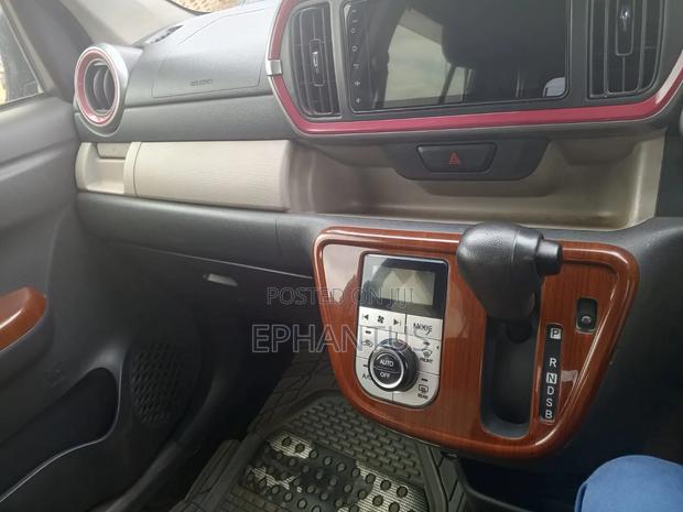 Toyota Passo 1.0 FWD 2016 Green
