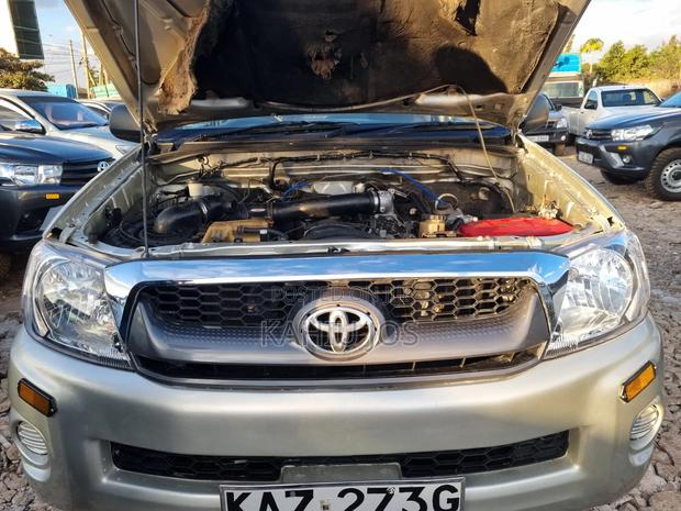 Toyota Hilux 2007 Silver