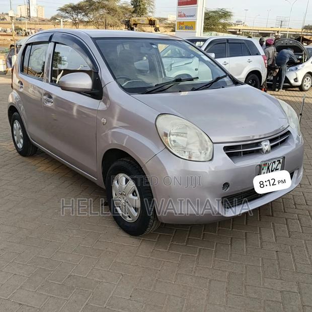 Toyota Passo 2014 Pink