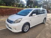 Toyota ISIS 2009 White for sale