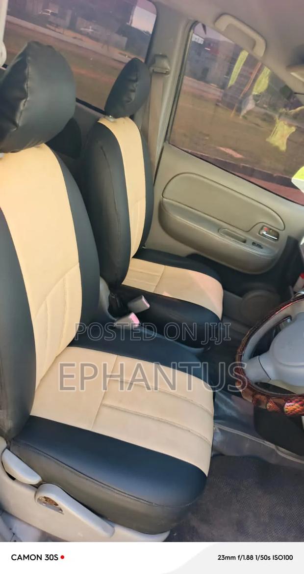 Toyota Sienta 1.5 FWD 2010 Gray