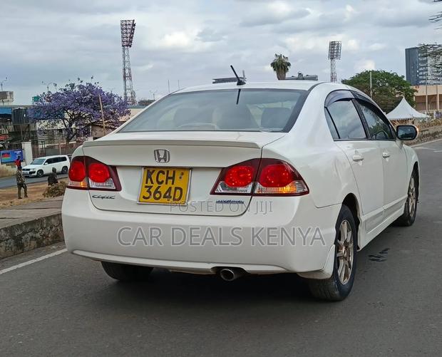 Honda Civic 1.3i-DSi Vtec Hybrid 2009 White