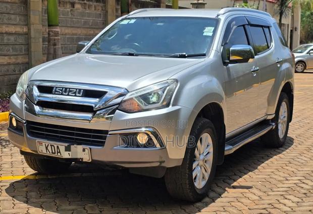 Isuzu MU-X 3.0 Ddi VGS 2021 Silver