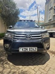 Toyota Hilux 2016 Black for sale