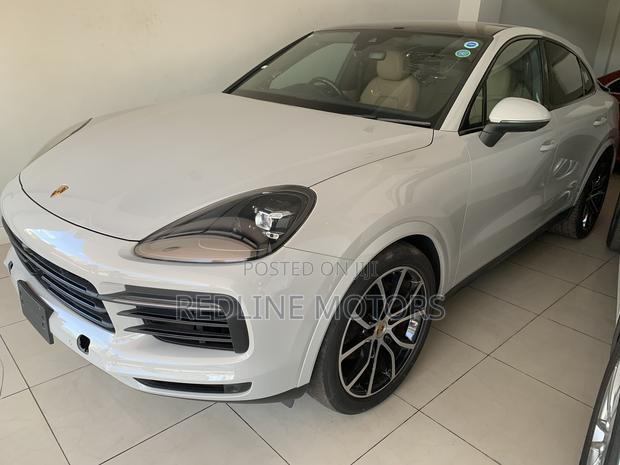 Porsche Cayenne S AWD 2019 Beige