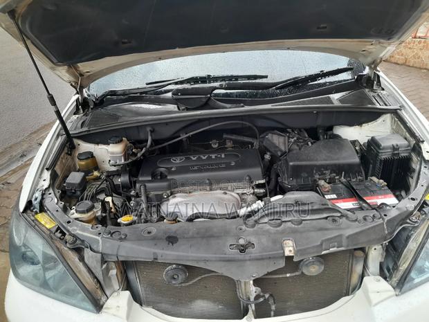 Toyota Harrier 2009 White