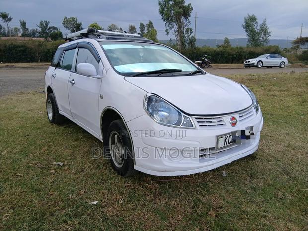 Nissan Advan 2009 White