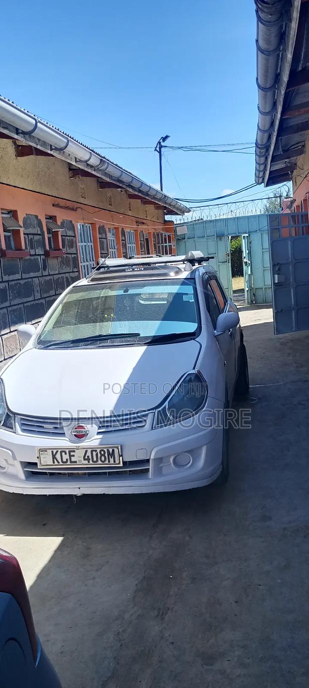 Nissan Advan 2009 White