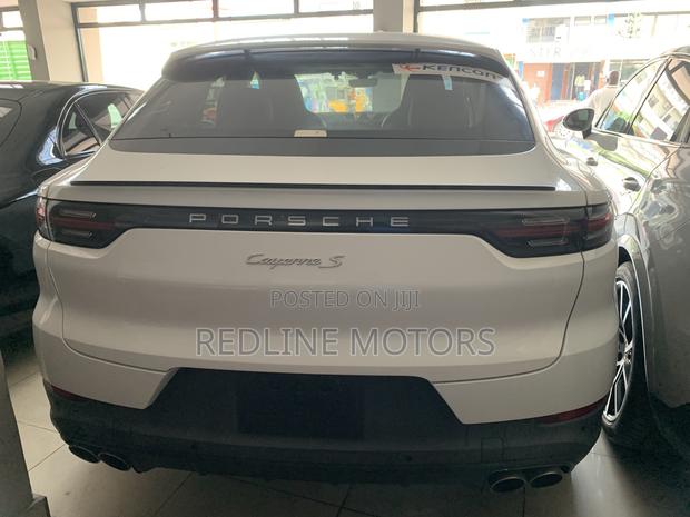 Porsche Cayenne S AWD 2019 Pearl