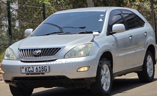 Toyota Harrier 2010