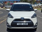 Toyota Sienta 2018 White for sale