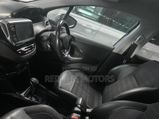 Peugeot 2008 1.2 PureTech (155 Hp) 2019 Silver