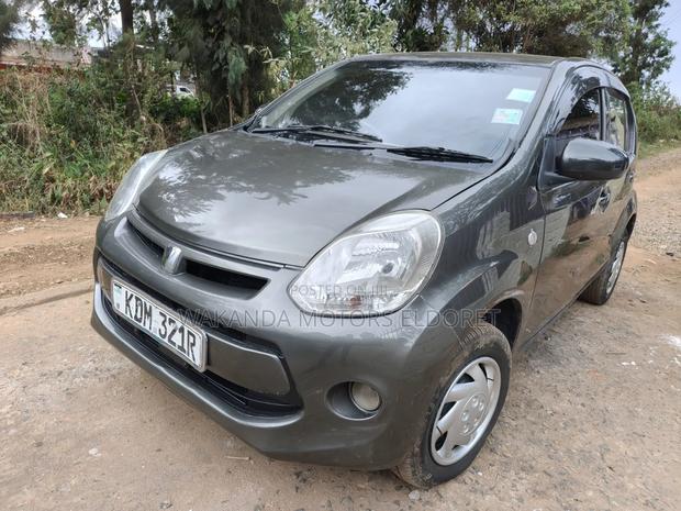 Toyota Passo 2015 Gray