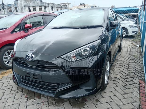 Toyota Yaris 2020 Black