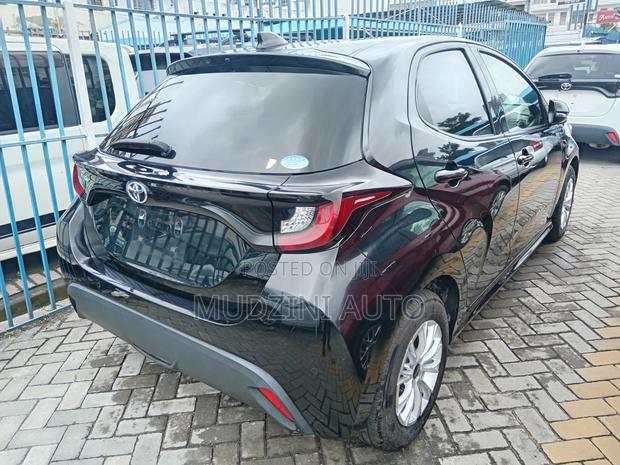 Toyota Yaris 2020 Black