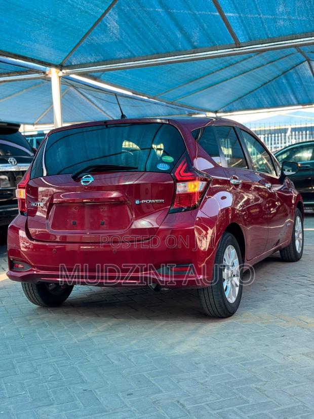 Nissan Note 1.2 Hybrid 2020 Red