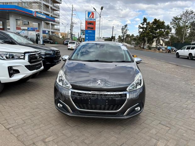 Peugeot 208 2020 Gray