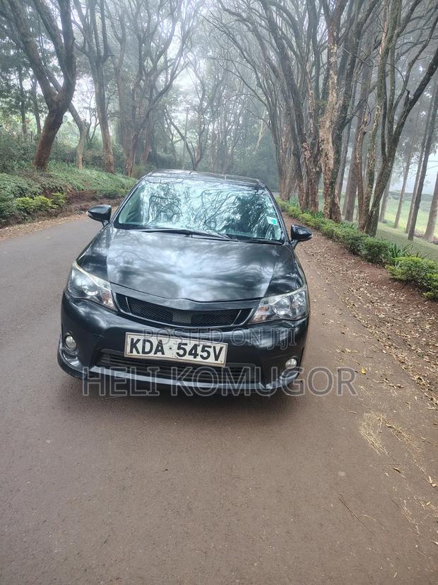 Toyota Corolla Fielder 1.5 Hybrid FWD 2014 Black