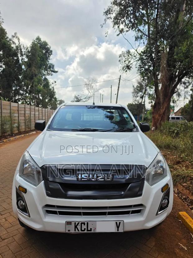 Isuzu D-MAX 2019 White
