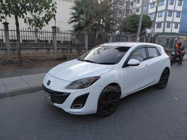 Mazda Axela 2009 White