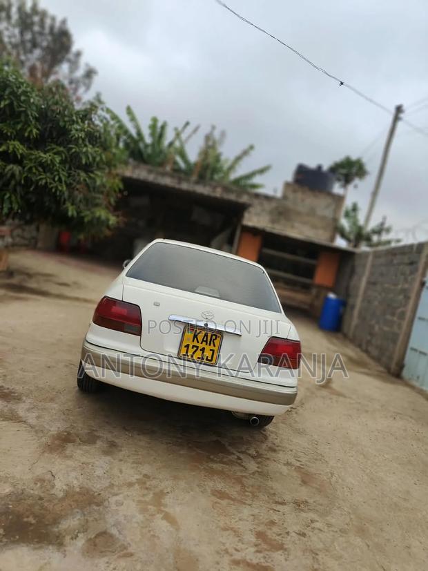 Toyota Corolla Automatic 1999 White