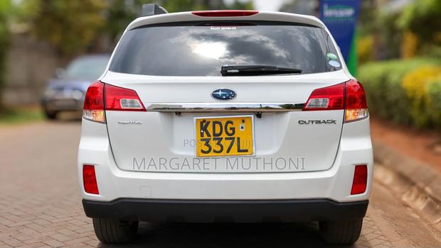 Subaru Outback 2016 White