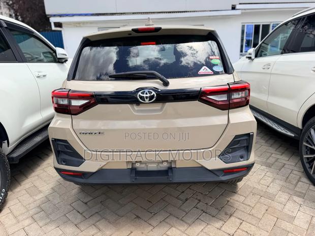 Toyota Raize 2020 Beige