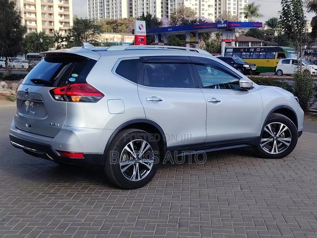 Nissan X-Trail 2.0 Petrol FWD 2019 Silver