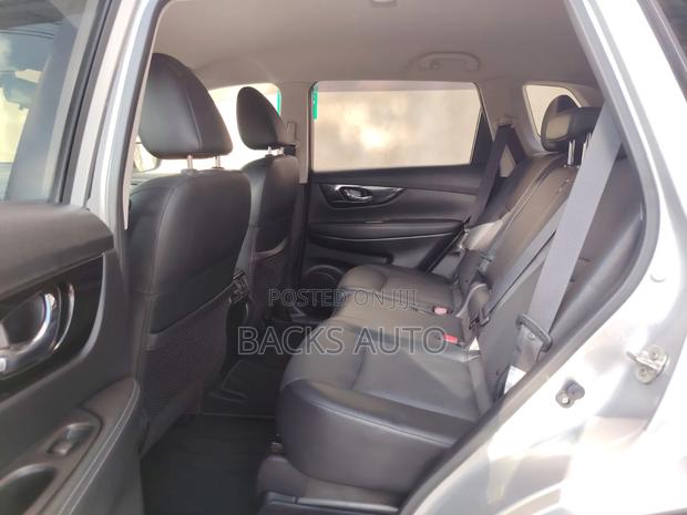 Nissan X-Trail 2.0 Petrol FWD 2019 Silver