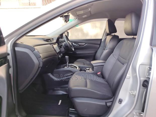 Nissan X-Trail 2.0 Petrol FWD 2019 Silver