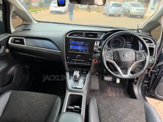 Honda Fit Shuttle 1.5 G 2WD 2018 Blue