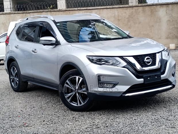 Nissan X-Trail 2019 Silver