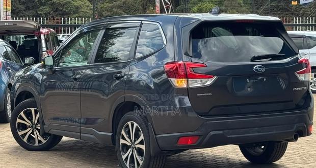 Subaru Forester 2019 Black