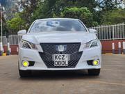 Toyota Crown 2013 White for sale