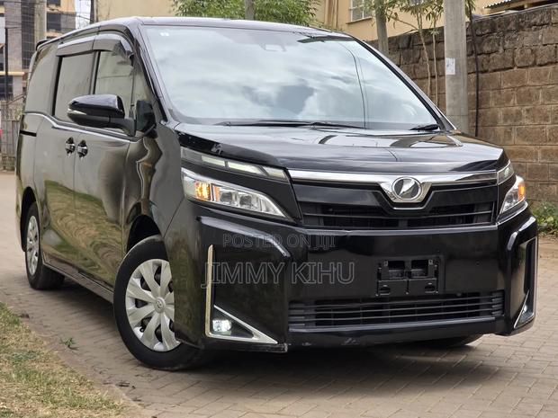 Toyota Voxy ZS Kirameki II 2WD 8-Seater 2019 Black