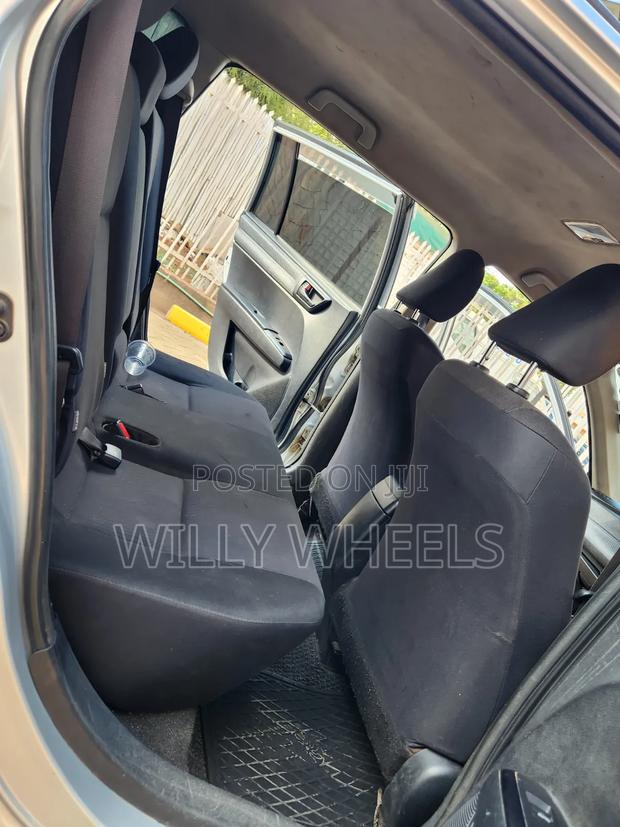 Toyota Corolla Fielder 1.5 Petrol FWD 2013 Silver