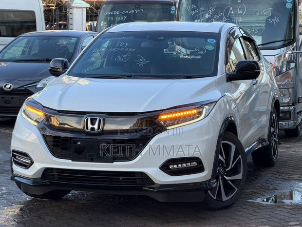 Honda Vezel 1.5 Hybrid 2WD 2019 White