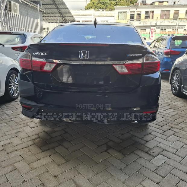 Honda Grace 1.5 Hybrid FWD 2019 Black