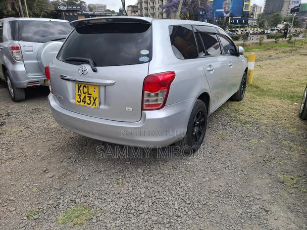 Toyota Corolla Fielder 1.5 Petrol FWD 2020 Silver