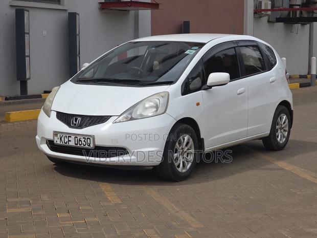 Honda Fit 2008 White