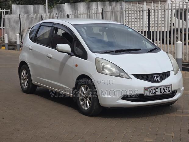 Honda Fit 2008 White
