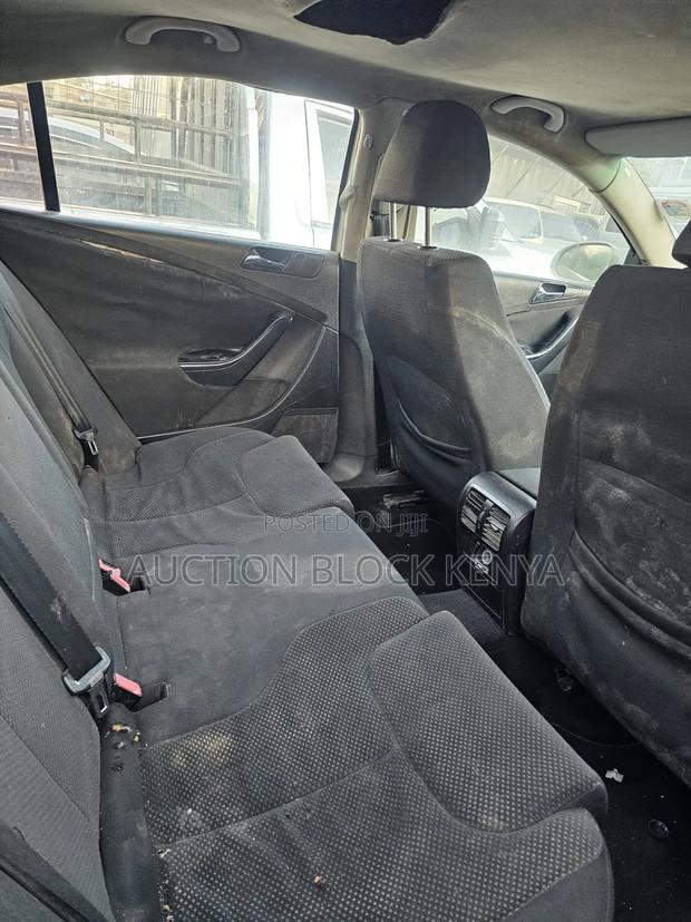 Volkswagen Passat 2.0 FSI Comfortline 2006 Gray
