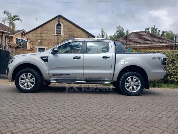 Ford Ranger Wildtrak 2013 Silver
