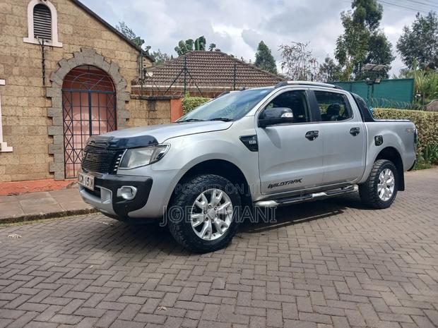 Ford Ranger Wildtrak 2013 Silver