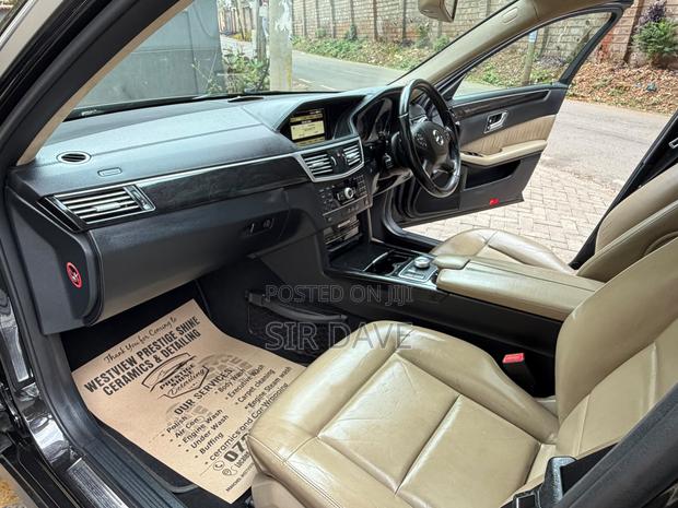 Mercedes-Benz E350 2011 Gray