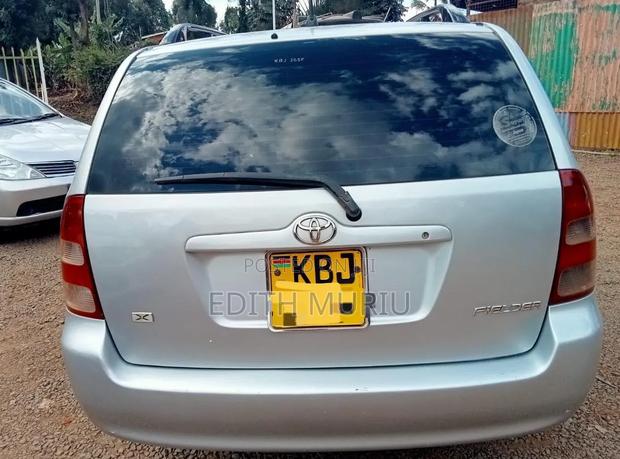 Toyota Corolla Fielder 2005 Silver