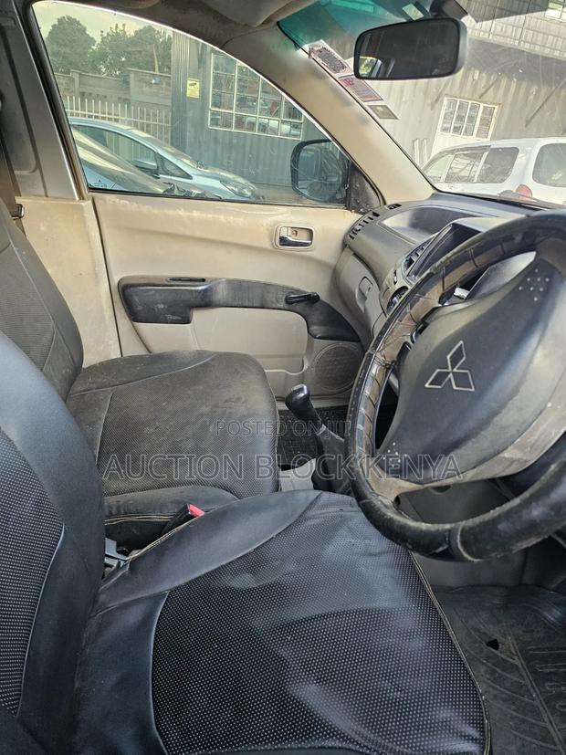 Mitsubishi L200 Single Cab 2.5 TD 2011 Silver