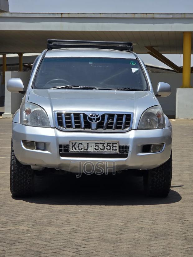 Toyota Land Cruiser Prado 2009 Silver