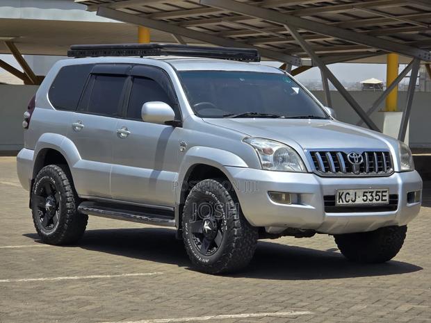 Toyota Land Cruiser Prado 2009 Silver