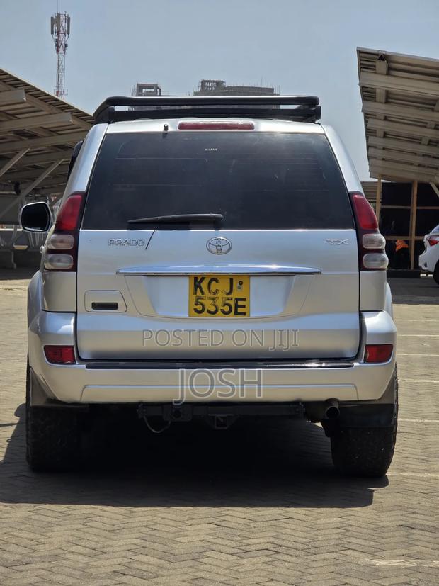 Toyota Land Cruiser Prado 2009 Silver